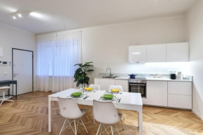PORTA VENEZIA-TRILOCALE-LUXURY con Wifi-Neflix